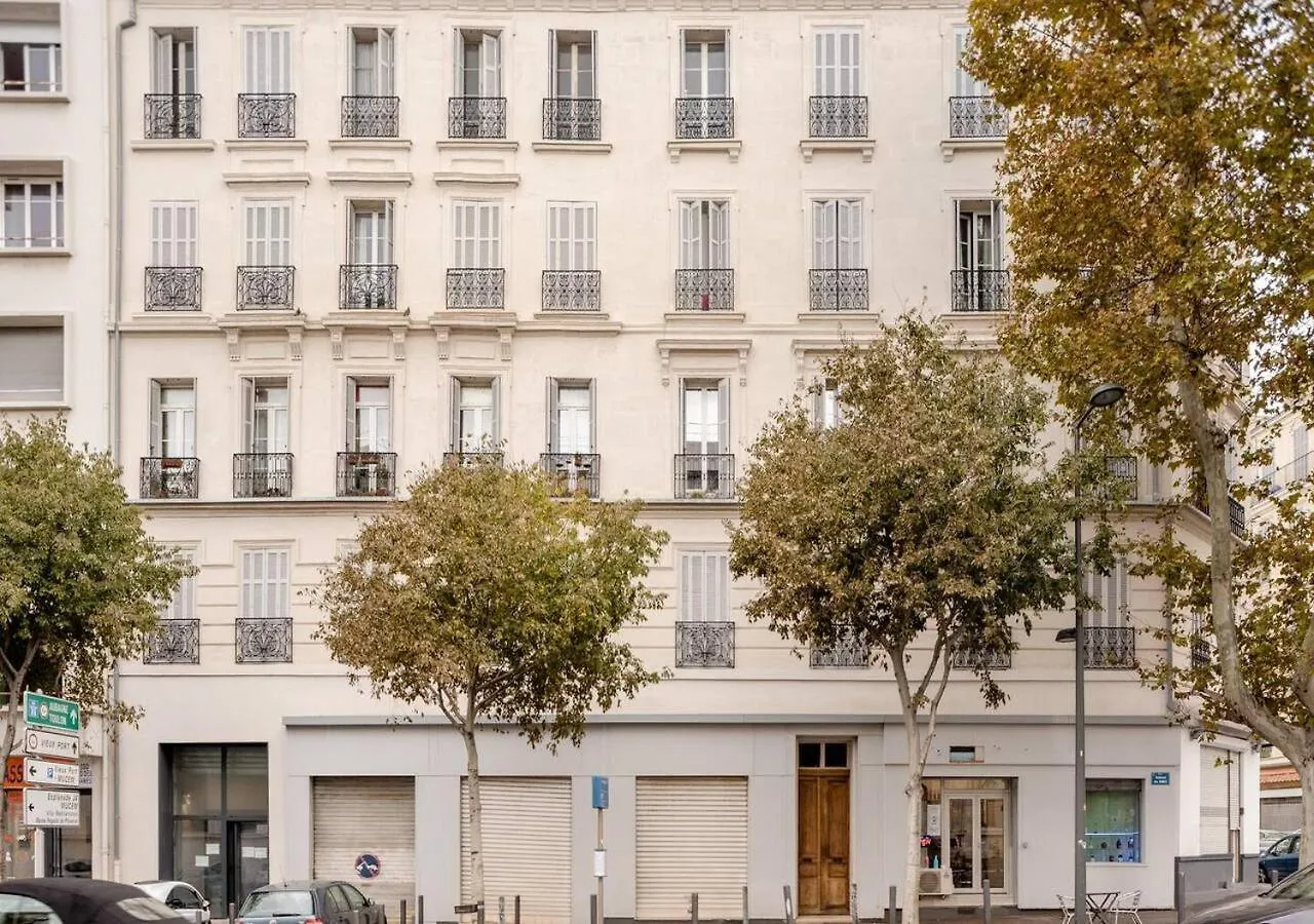 Hypercentre Joliette, Port Maritime, Docks Village Marseille 0*,