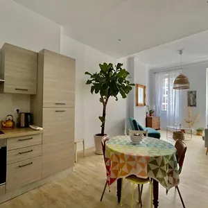 Elegant Apt In The Heart Of Appartement